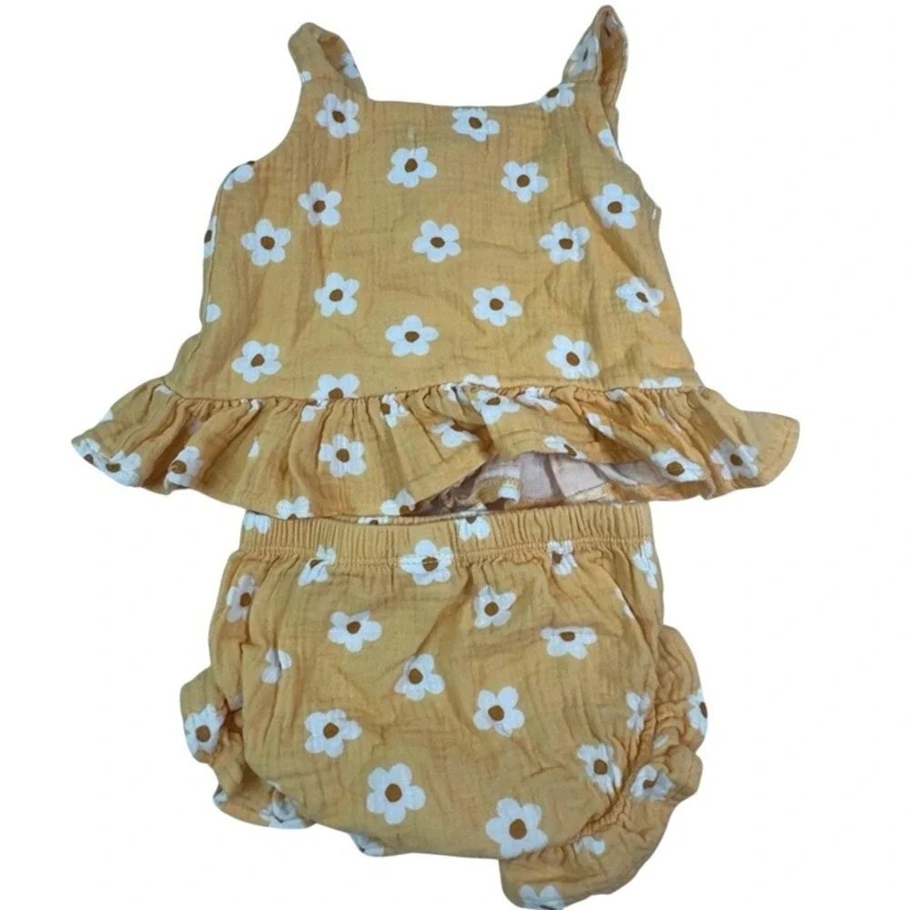 Emily and Oliver Baby Girls Daisy Floral Cotton Gauze Peplum Top and Bloomer Set